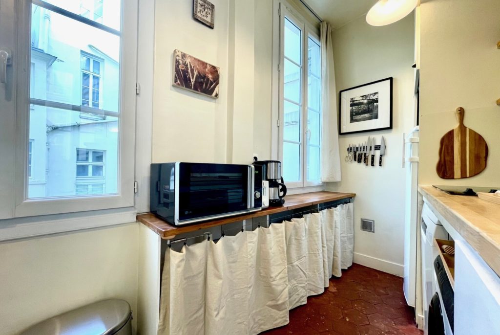 Location Appartement Meublé - 35.04 m² - 2 pièces - 75001 Paris - 101551 - 444094846186