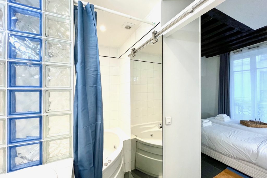 Location Appartement Meublé - 30 m² - 2 pièces - 75002 Paris - 102261 - 422307337405