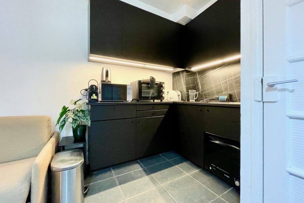 Location Appartement Meublé - 30 m² - 2 pièces - 75002 Paris - 102261 - 422307337408