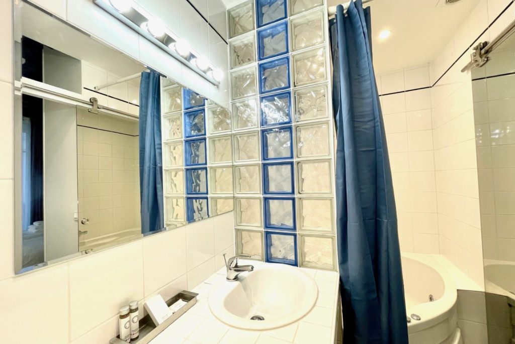 Location Appartement Meublé - 30 m² - 2 pièces - 75002 Paris - 102261 - 422308384974
