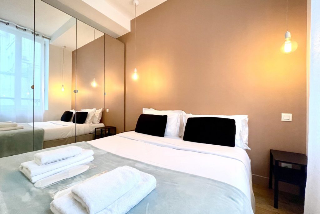 Location Appartement Meublé - 28 m² - 2 pièces - 75002 Paris - 102467 - 392302664920