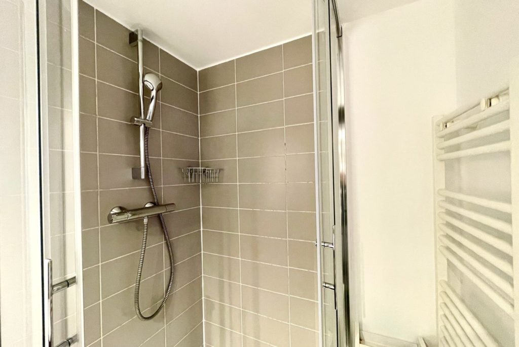 Location Appartement Meublé - 43.43 m² - 2 pièces - 75002 Paris - 102914 - 393154109681