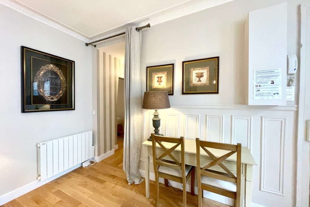 Location Appartement Meublé - 52.07 m² - 2 pièces - 75003 Paris - 103487 - 444162522323