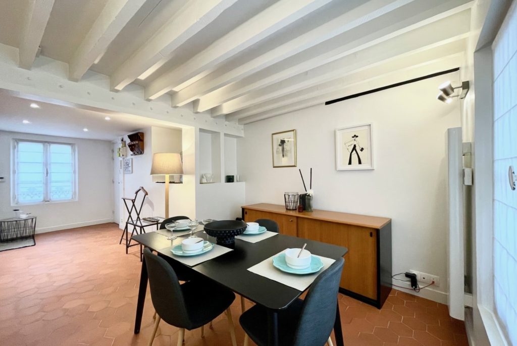 Location Appartement Meublé - 70 m² - 2 pièces - 75004 Paris - 104166 - 421653786810