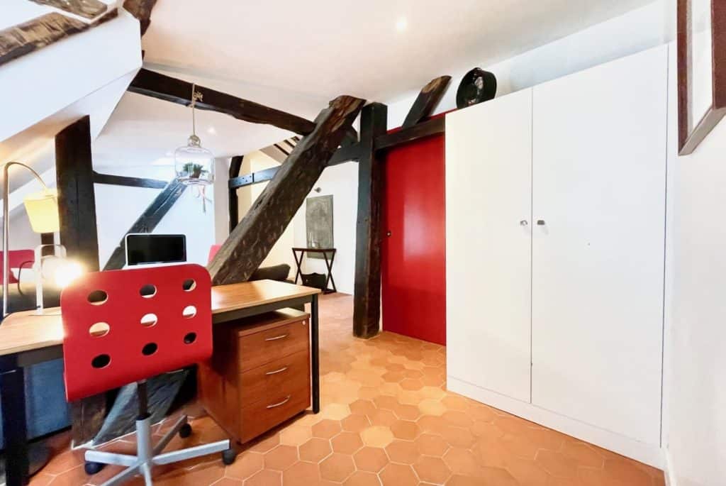 Location Appartement Meublé - 70 m² - 2 pièces - 75004 Paris - 104166 - 421653786820