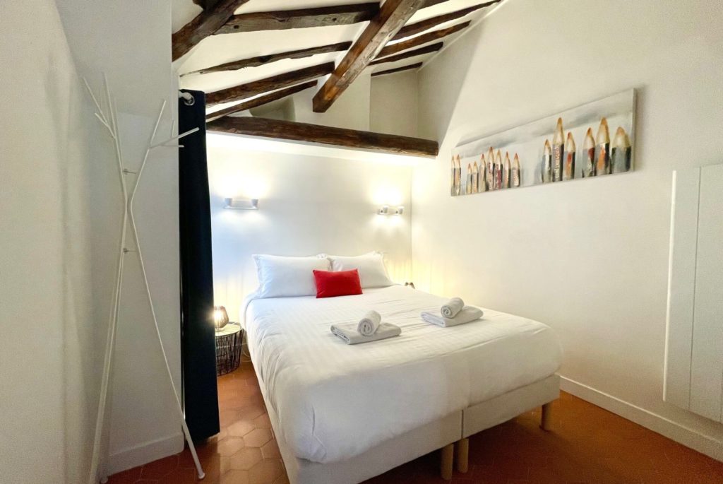 Location Appartement Meublé - 70 m² - 2 pièces - 75004 Paris - 104166 - 421653852352