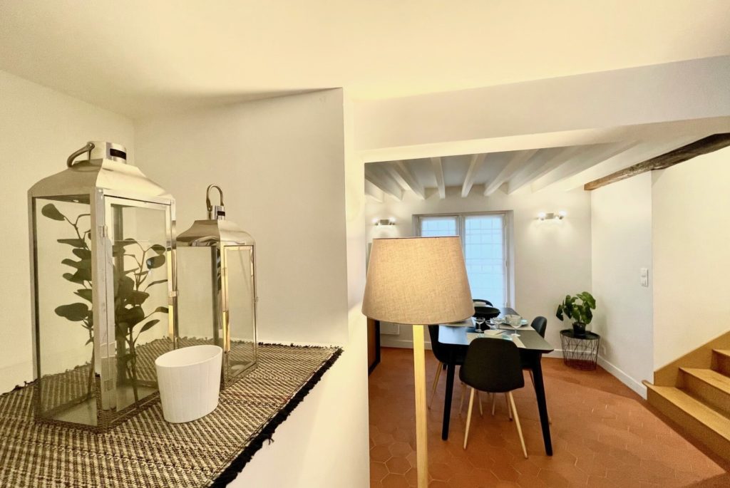 Location Appartement Meublé - 70 m² - 2 pièces - 75004 Paris - 104166 - 421653981400