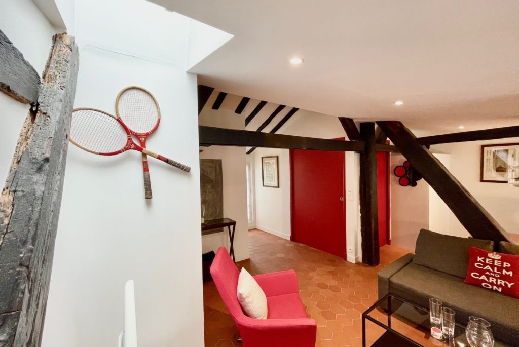 Location Appartement Meublé - 70 m² - 2 pièces - 75004 Paris - 104166 - 421654048971