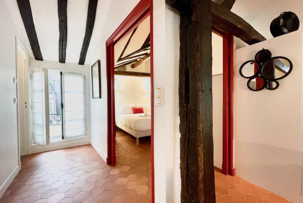 Location Appartement Meublé - 70 m² - 2 pièces - 75004 Paris - 104166 - 421663852734