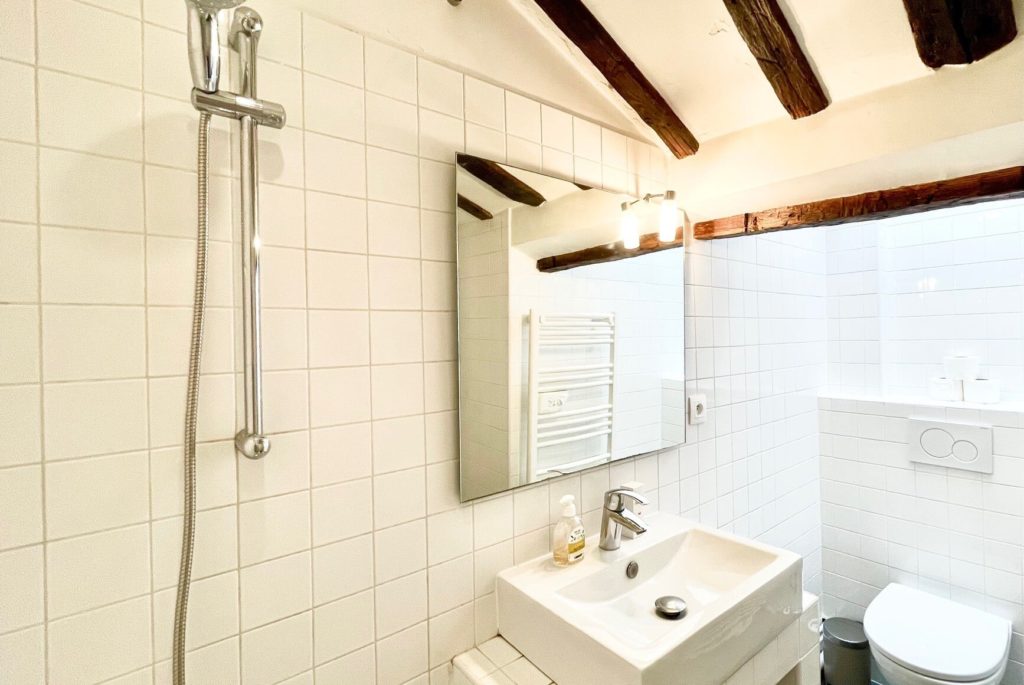 Location Appartement Meublé - 70 m² - 2 pièces - 75004 Paris - 104166 - 421663852735