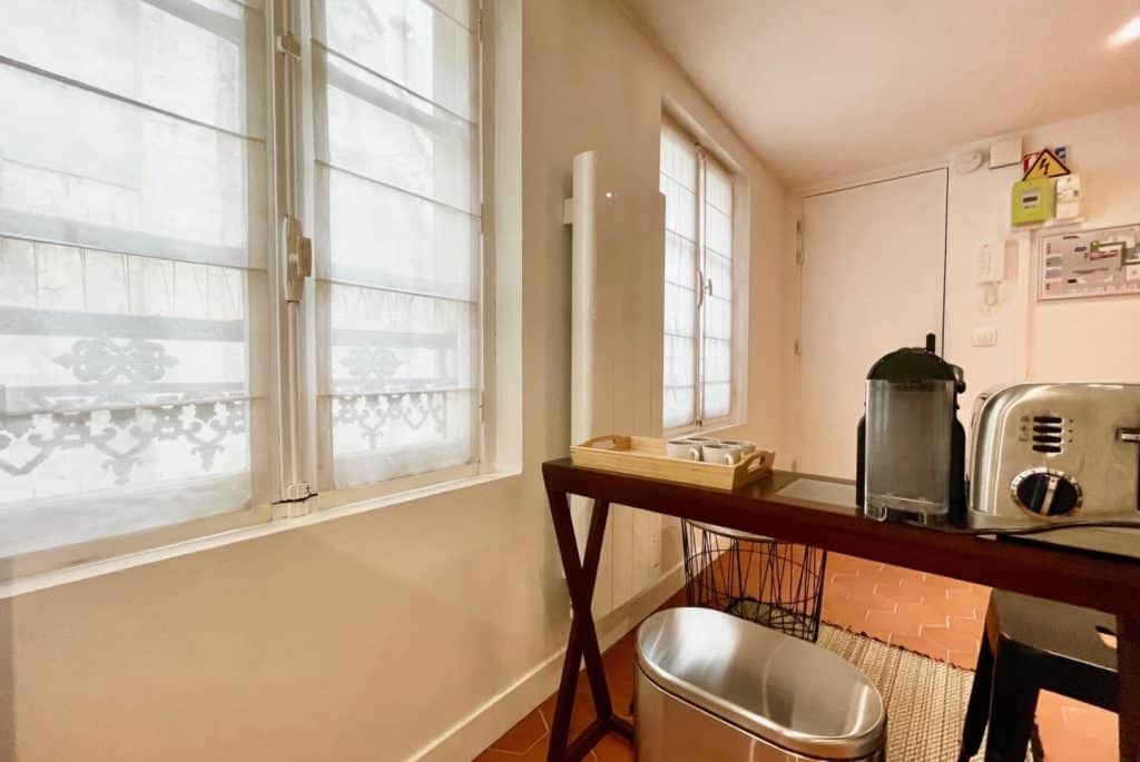 Location Appartement Meublé - 70 m² - 2 pièces - 75004 Paris - 104166 - 421663852740