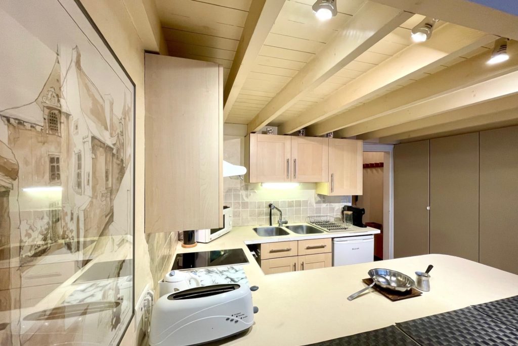 Location Appartement Meublé - 37.12 m² - 2 pièces - 75004 Paris - 104316 - 440666490072
