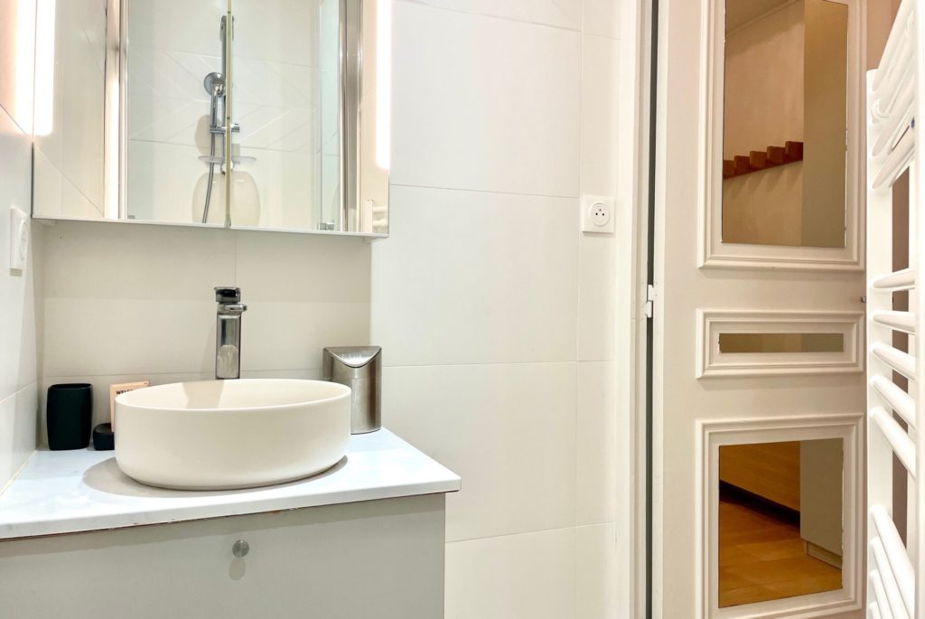 Location Appartement Meublé - 37.12 m² - 2 pièces - 75004 Paris - 104316 - 440666490076