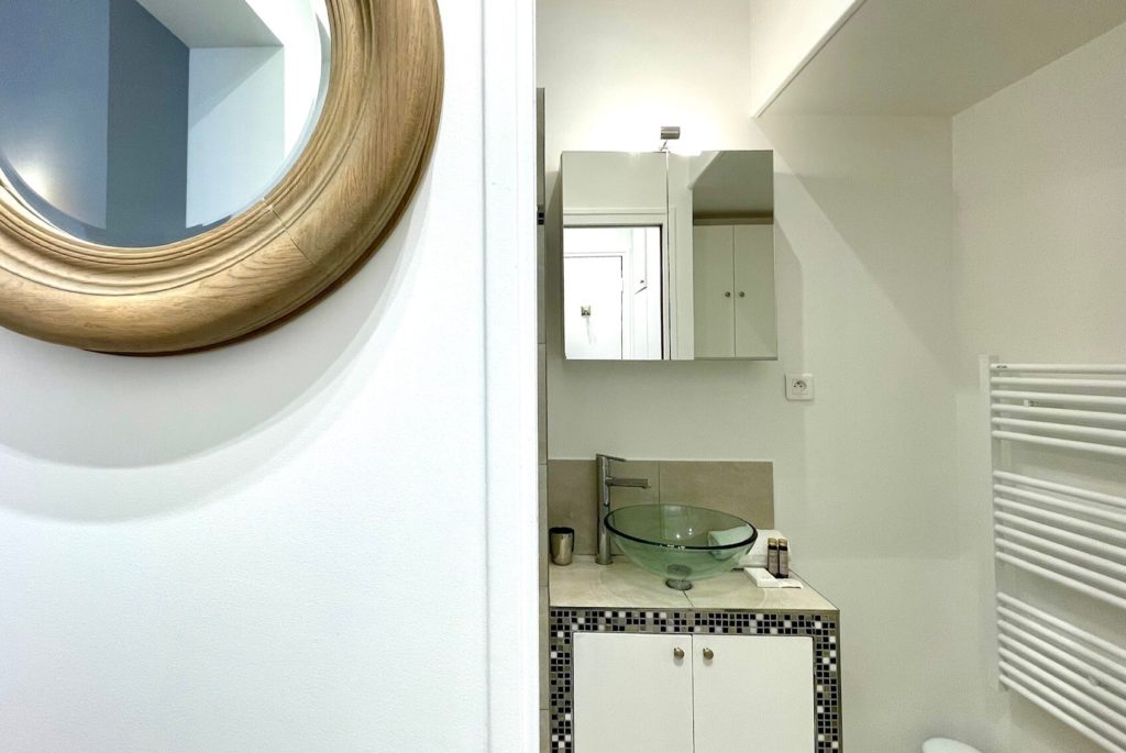 Location Appartement Meublé - 37 m² - 2 pièces - 75004 Paris - 104327 - 381605616838