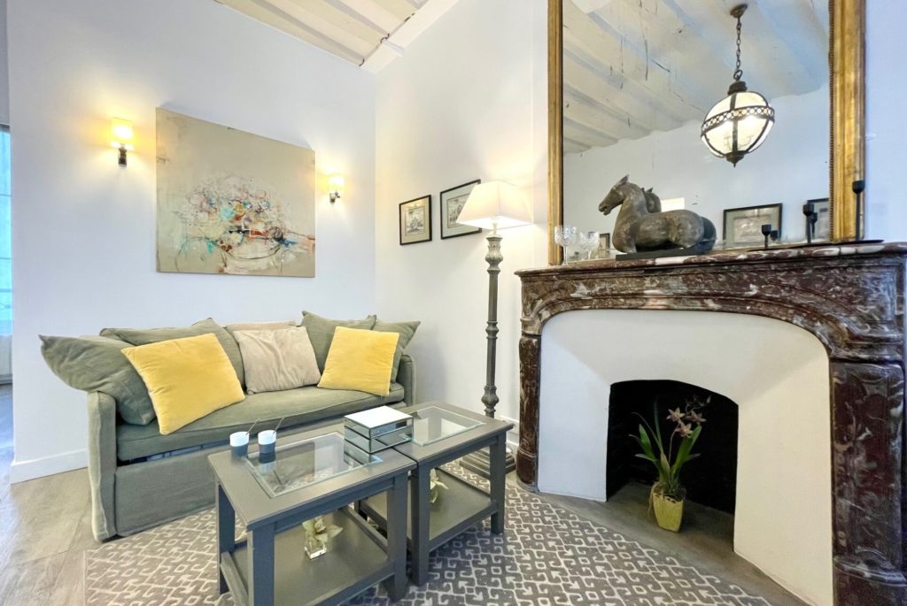Location Appartement Meublé - 37 m² - 2 pièces - 75004 Paris - 104327 - 434126263507