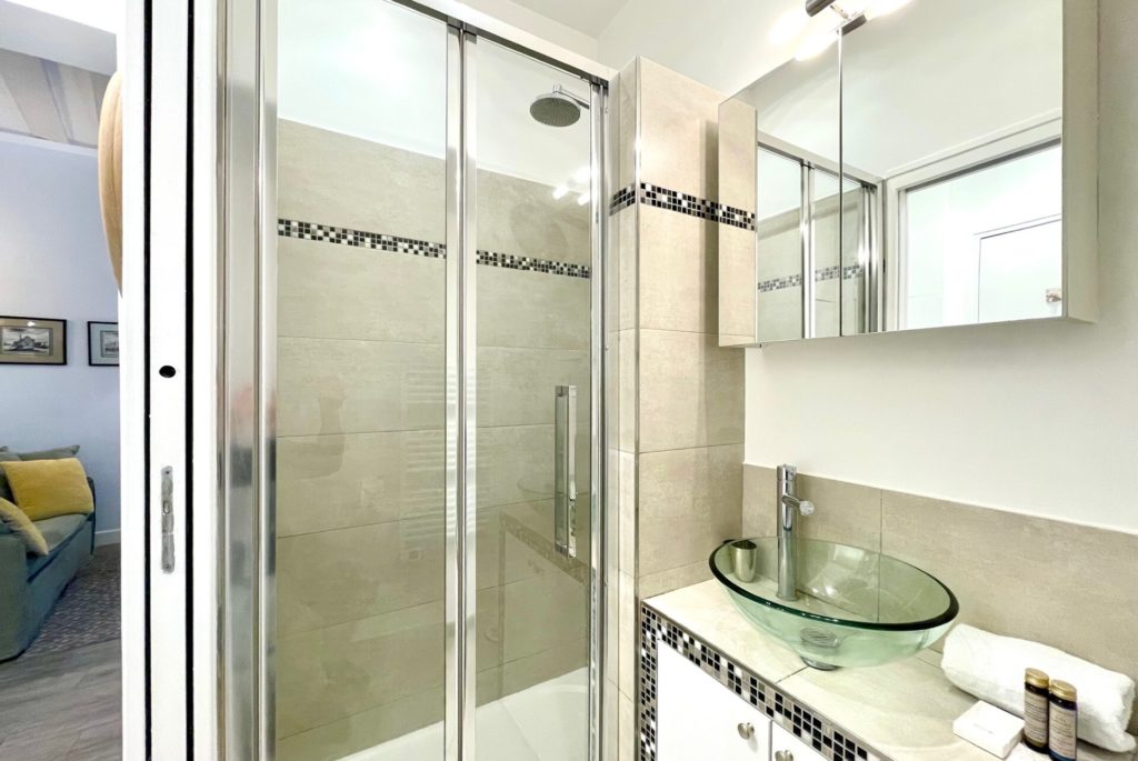 Location Appartement Meublé - 37 m² - 2 pièces - 75004 Paris - 104327 - 434156384493