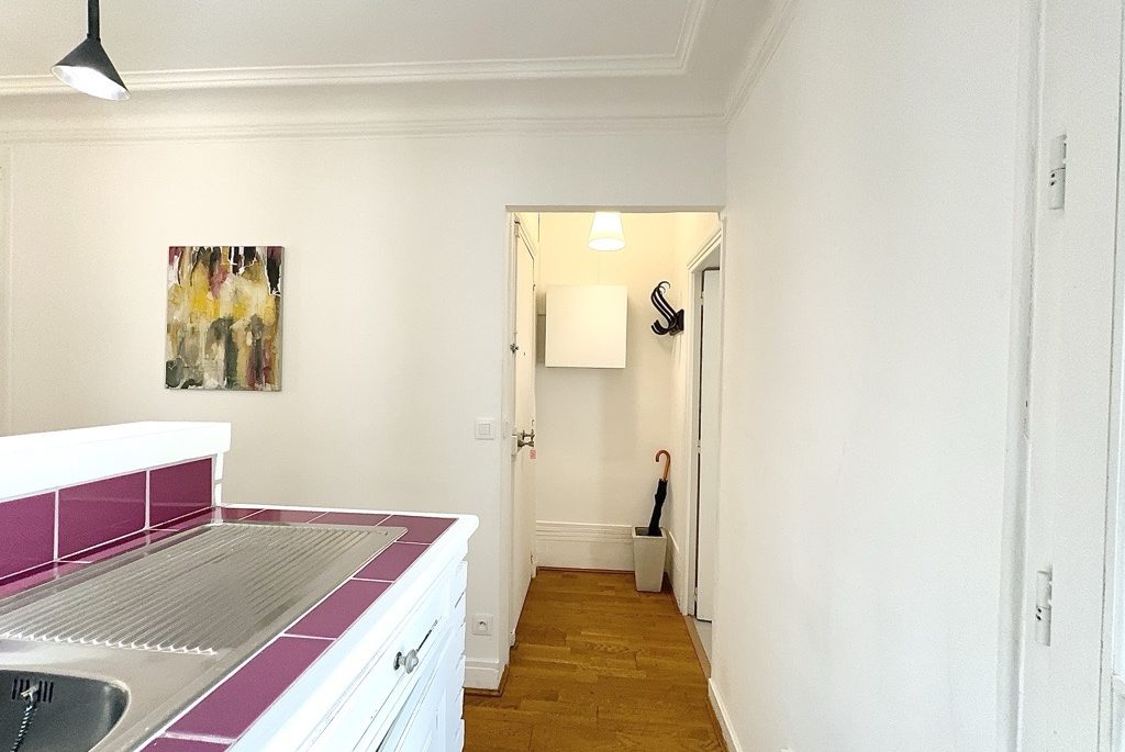 Location Appartement Meublé - 2 pièces - 35 m² - Quartier Latin - Saint Germain de Prés - Odéon - 75005 Paris - 105226-9
