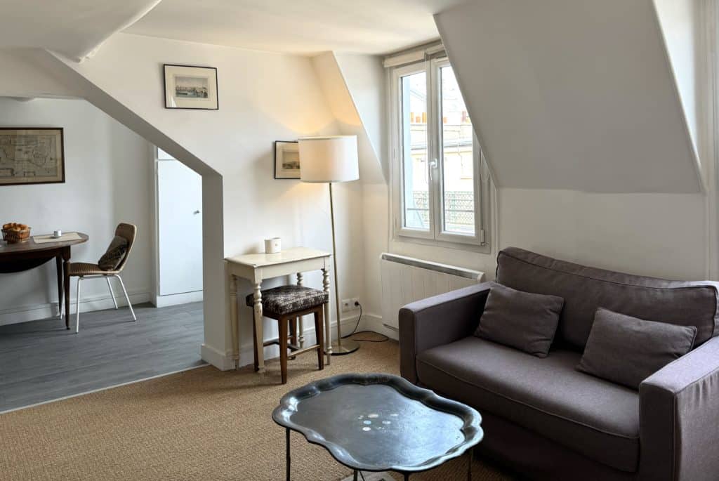 Location Appartement Meublé - 2 pièces - 50 m² - Quartier Latin - Saint Germain de Prés - Odéon - 75006 Paris - 106464-7