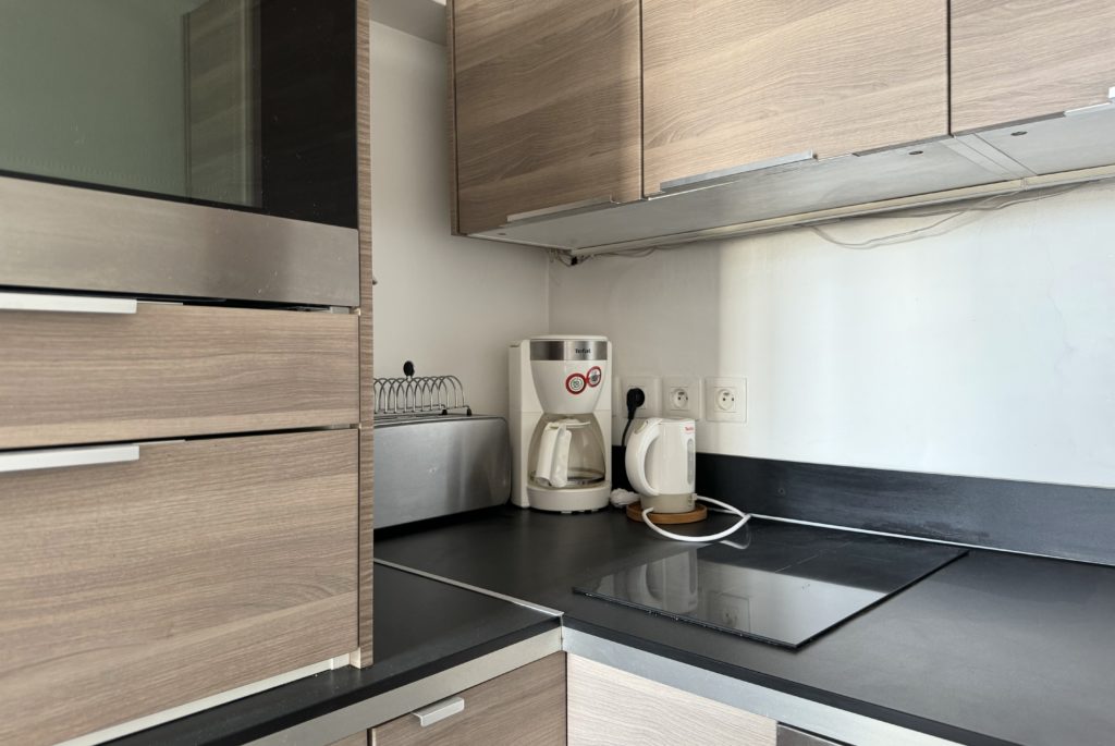 Location Appartement Meublé - 2 pièces - 50 m² - Quartier Latin - Saint Germain de Prés - Odéon - 75006 Paris - 106464-19