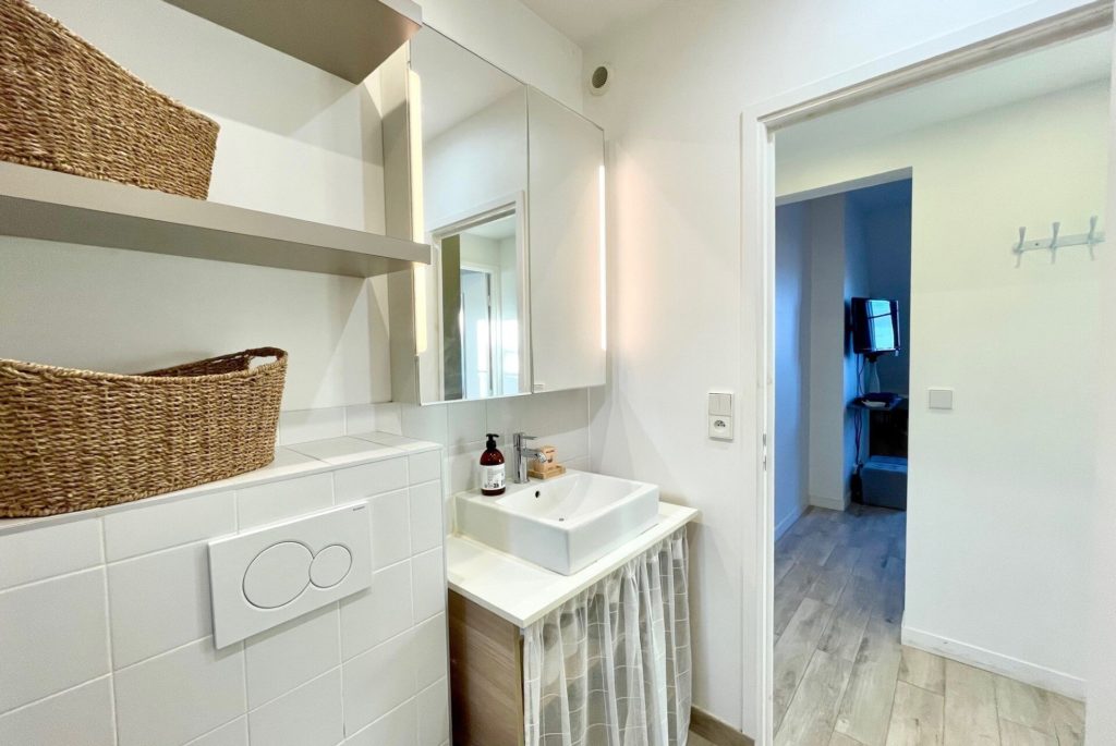 appartement-2pieces-75007-a-Paris-107246-344757695729