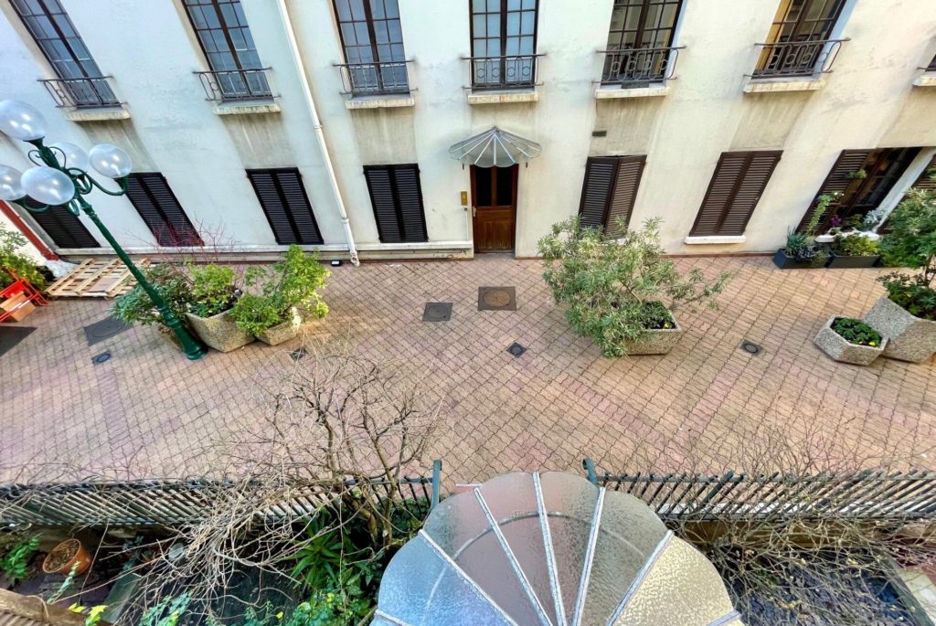 appartement-2pieces-75007-a-Paris-107404-335565902060