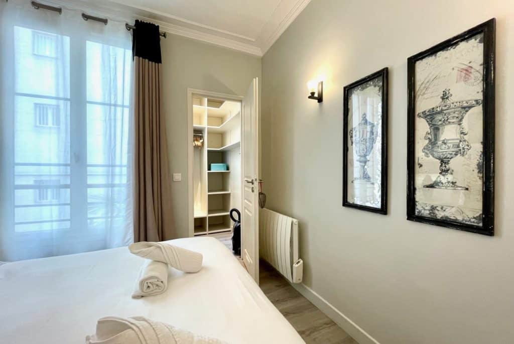 Location Appartement Meublé - 40.45 m² - 2 pièces - 75007 Paris - 107539 - 408908592373