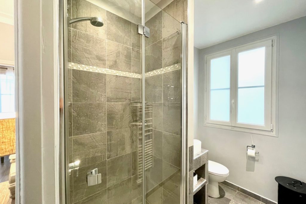 Location Appartement Meublé - 40.45 m² - 2 pièces - 75007 Paris - 107539 - 408908592374
