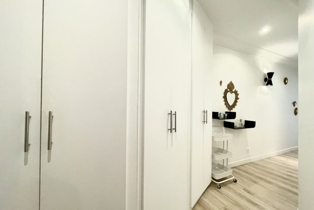 Location Appartement Meublé - 38 m² - 2 pièces - 75008 Paris - 108001 - 410560431322