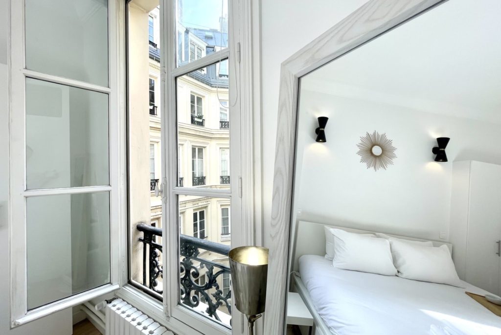 Location Appartement Meublé - 38 m² - 2 pièces - 75008 Paris - 108001 - 410560431328