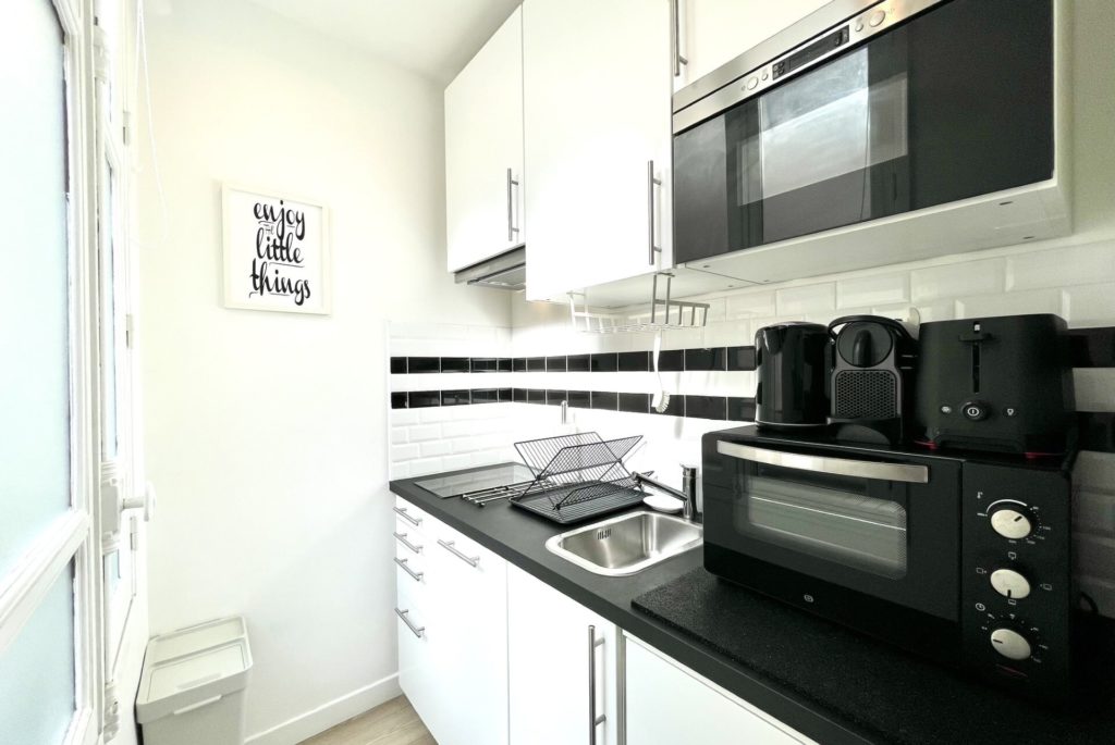 Location Appartement Meublé - 38 m² - 2 pièces - 75008 Paris - 108001 - 410560431330