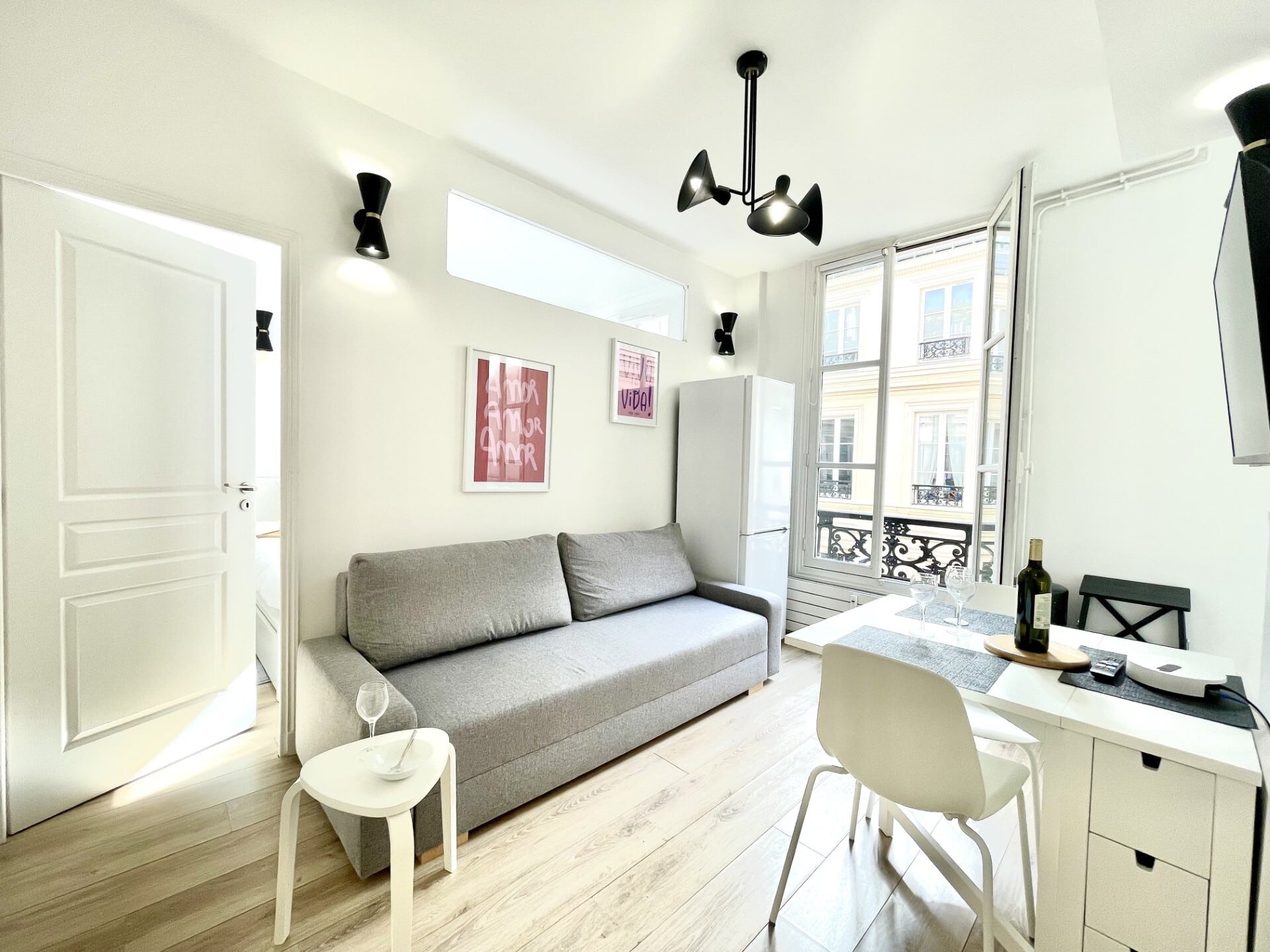 Location Appartement Meublé 2 Rooms ​38m2 ​​​ Paris (75008