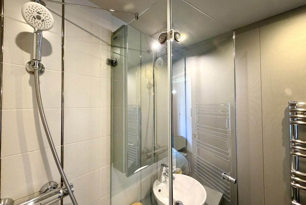 Location Appartement Meublé - 33 m² - 2 pièces - 75008 Paris - 108068 - 440955978987