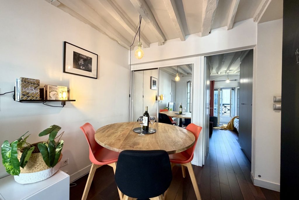 Location Appartement Meublé - 33 m² - 2 pièces - 75008 Paris - 108068 - 441277894888