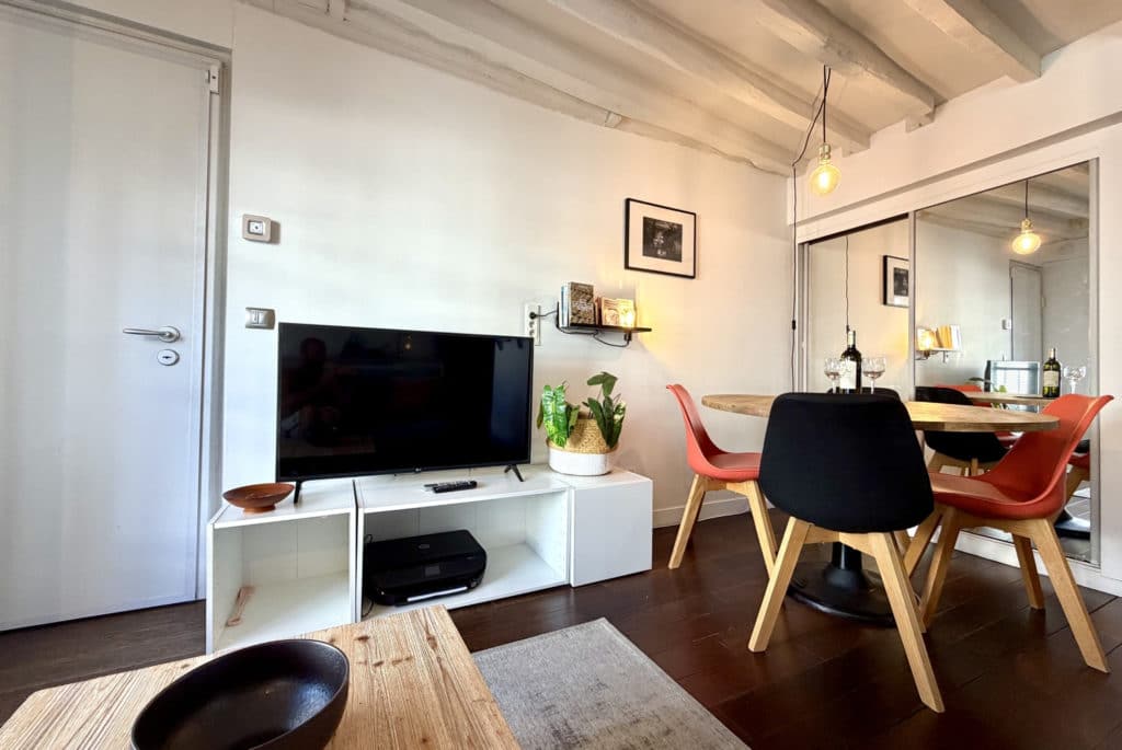 Location Appartement Meublé - 33 m² - 2 pièces - 75008 Paris - 108068 - 441278000336