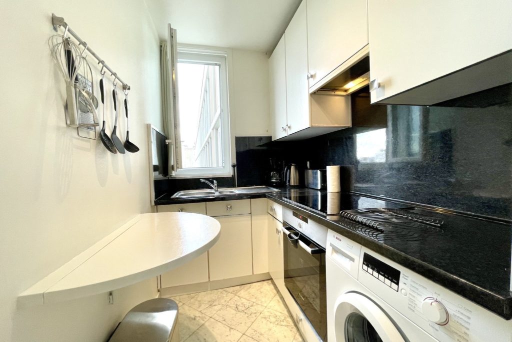 Location Appartement Meublé - 42.77 m² - 2 pièces - 75011 Paris - 111042 - 407839936753