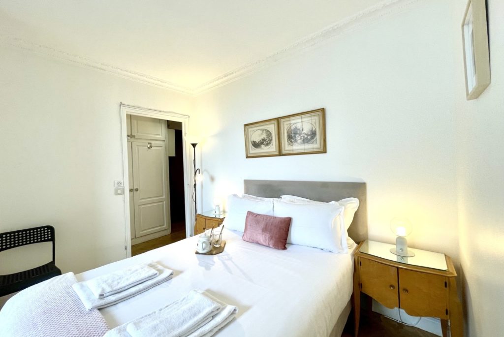 Location Appartement Meublé - 42.77 m² - 2 pièces - 75011 Paris - 111042 - 407869467887