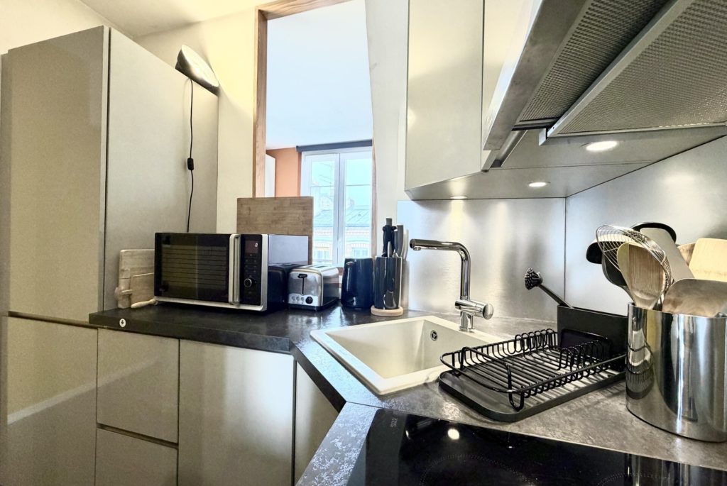 Location Appartement Meublé - 39.76 m² - 2 pièces - 75011 Paris - 111291 - 440000298226
