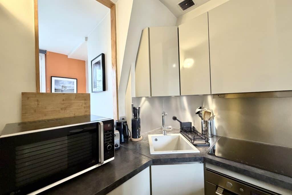 Location Appartement Meublé - 39.76 m² - 2 pièces - 75011 Paris - 111291 - 440000298228