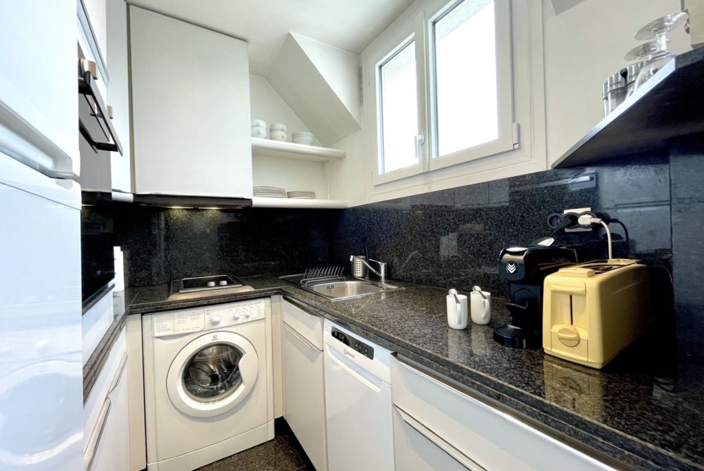 Location Appartement Meublé - 46.25 m² - 2 pièces - 75015 Paris - 115094 - 392671993057