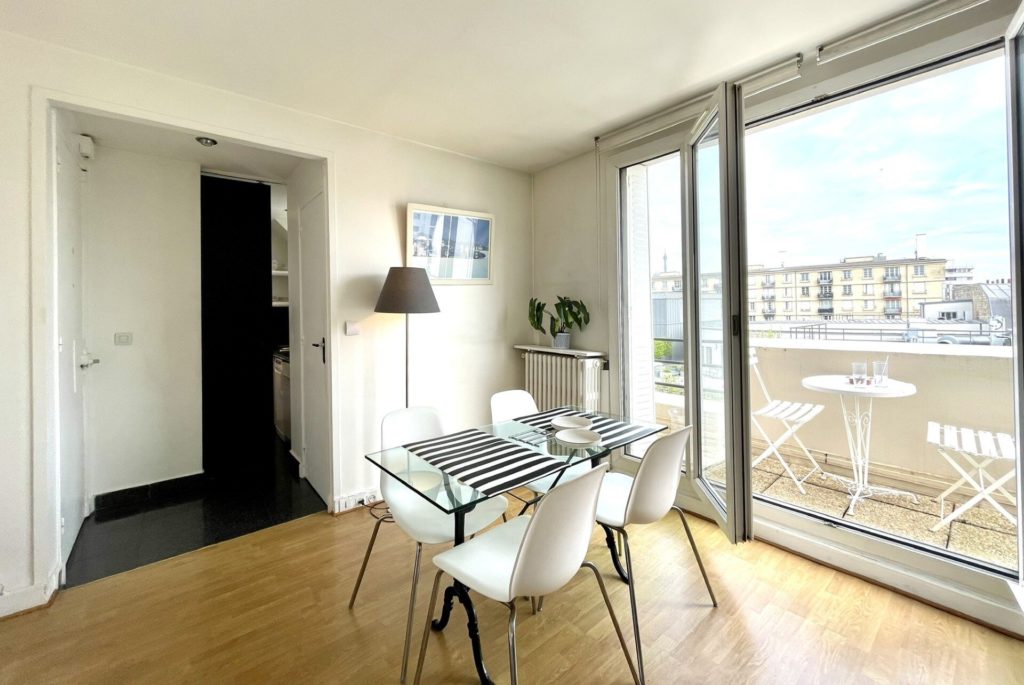 Location Appartement Meublé - 46.25 m² - 2 pièces - 75015 Paris - 115094 - 392671993063