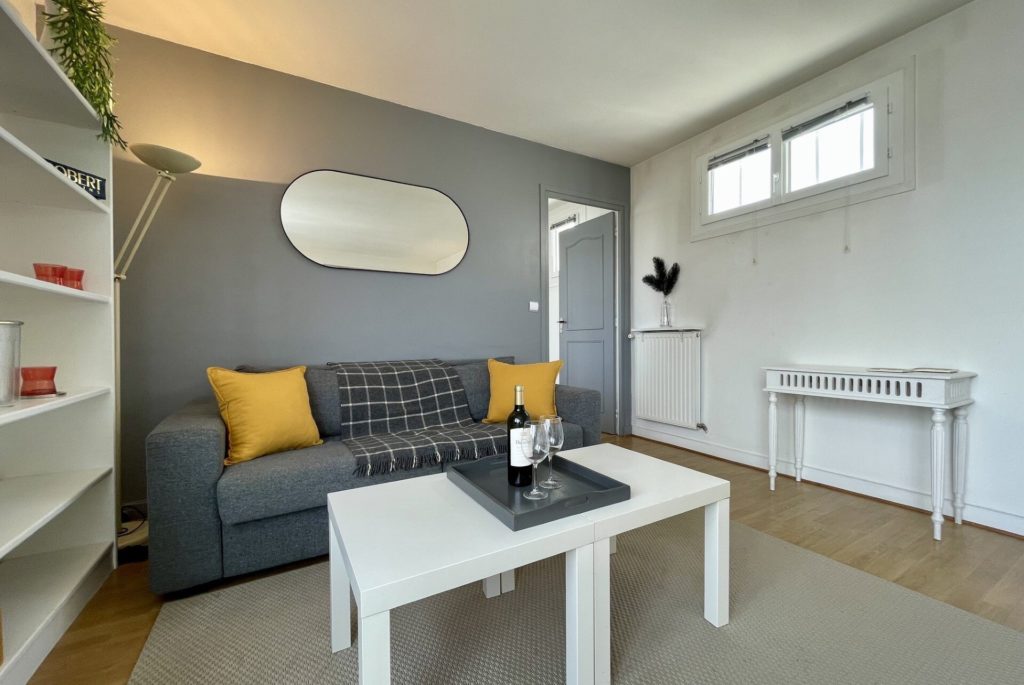 Location Appartement Meublé - 46.25 m² - 2 pièces - 75015 Paris - 115094 - 392671993066