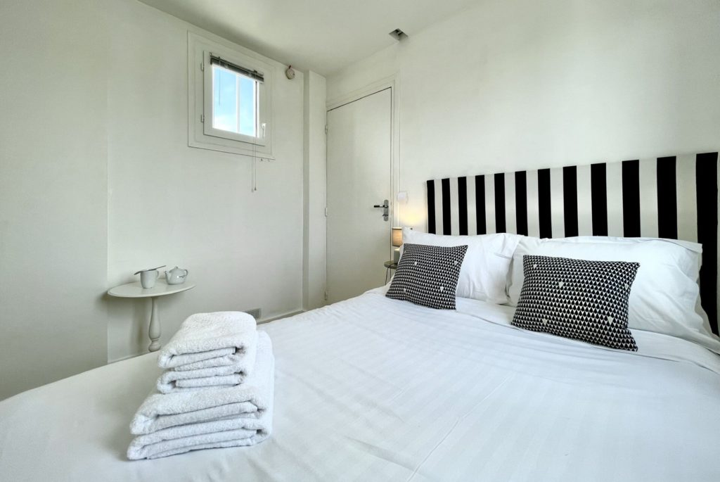 Location Appartement Meublé - 46.25 m² - 2 pièces - 75015 Paris - 115094 - 392673107177