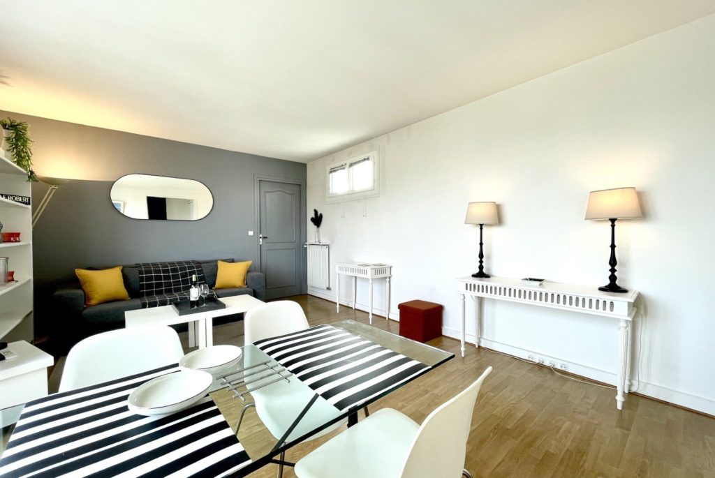 Location Appartement Meublé - 46.25 m² - 2 pièces - 75015 Paris - 115094 - 392673107184