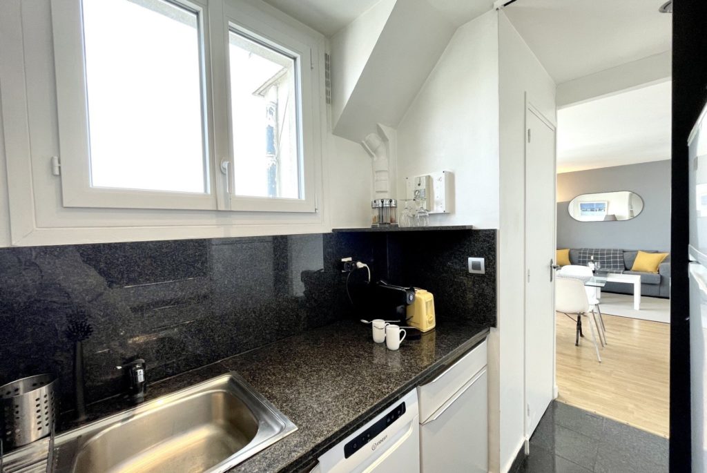 Location Appartement Meublé - 46.25 m² - 2 pièces - 75015 Paris - 115094 - 392673107191