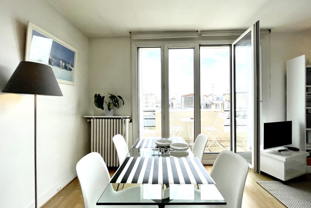 Location Appartement Meublé - 46.25 m² - 2 pièces - 75015 Paris - 115094 - 392673108155