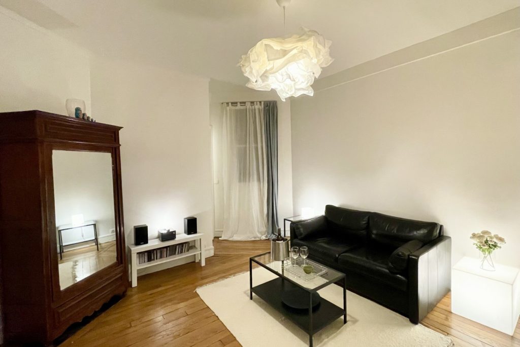 Location Appartement Meublé - 2 pièces - 54 m² - Porte Maillot - Etoile - Ternes - 75017 Paris - 117023