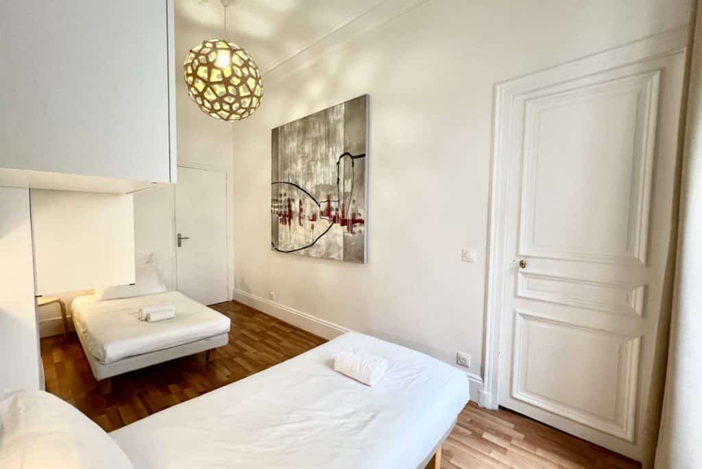 Furnished apartment - 3 rooms - 80 sqm - Sentier - Bonne Nouvelle - 75002 Paris - 202418-20