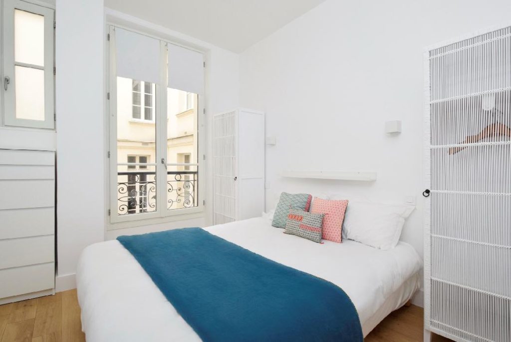 Furnished apartment - 3 rooms- 60 sqm- Montorgueil- 75002 Paris -202095-8