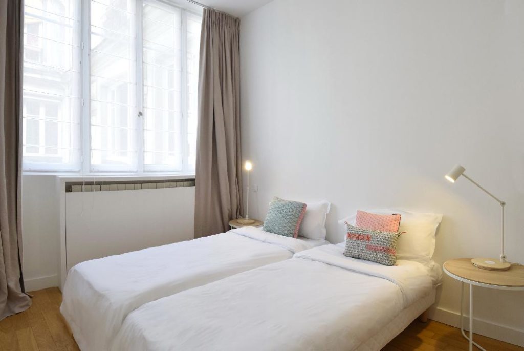 Location Appartement Meublé - 3 pièces - 67 m2 - Bonne Nouvelle - Poissonnière- 75002 Paris -202117-17
