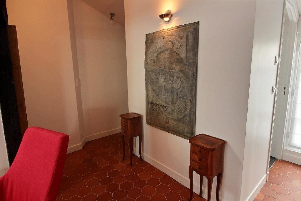 Location Appartement Meublé - 2 pièces - 70 m² - Hôtel de Ville - Beaubourg - 75004 Paris - 104166-9